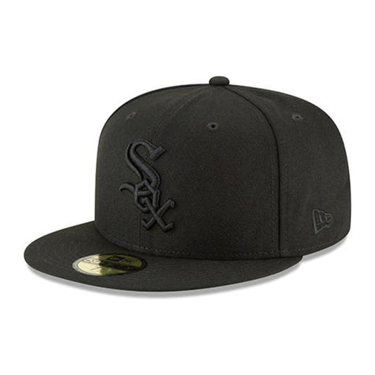 New Era Chicago White Sox 9FIFTY Snapback — Black on Black