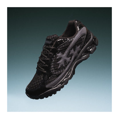 Bravest Studios Kross Kountry Runner — Triple Black