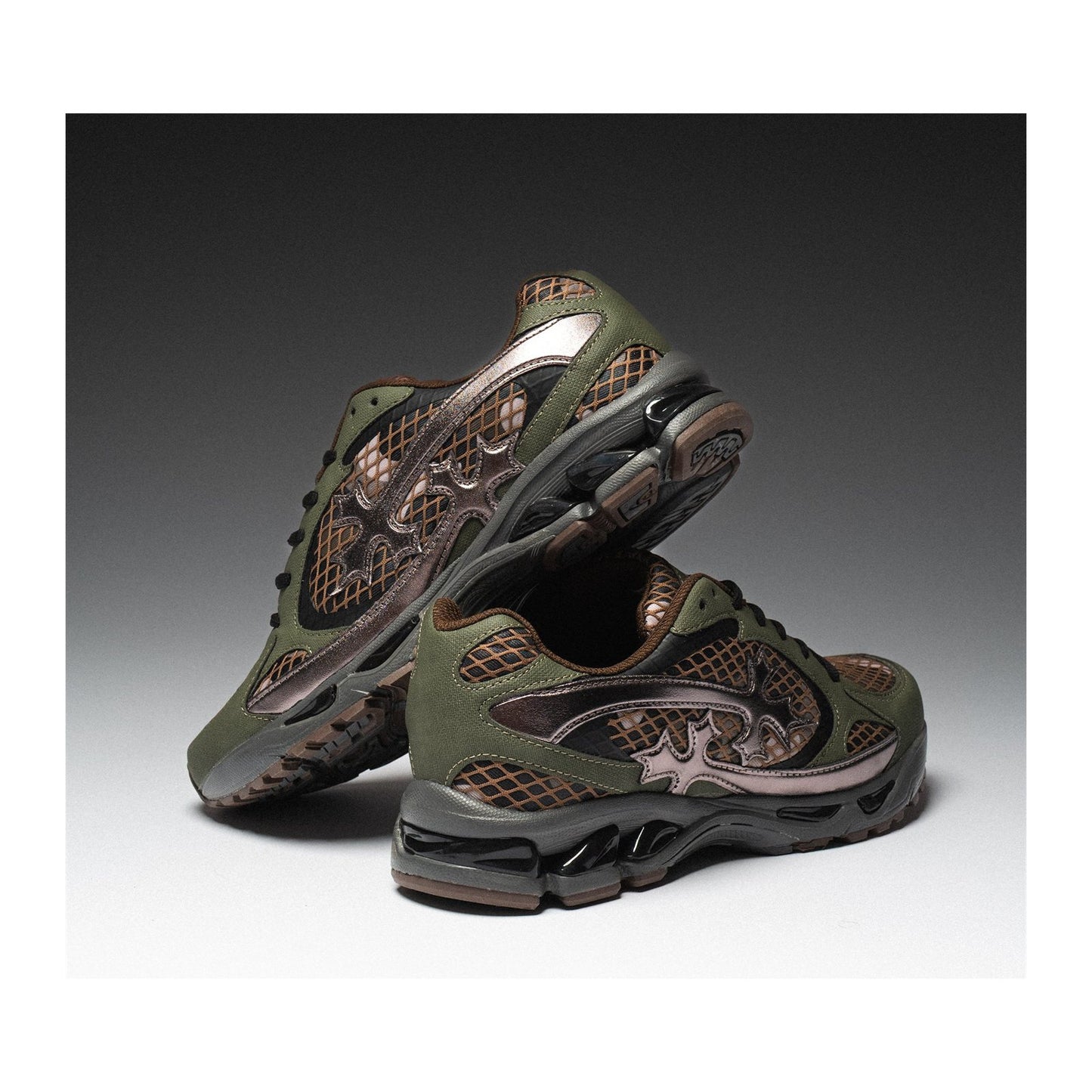 Bravest Studios Kross Kountry Runner — Camo