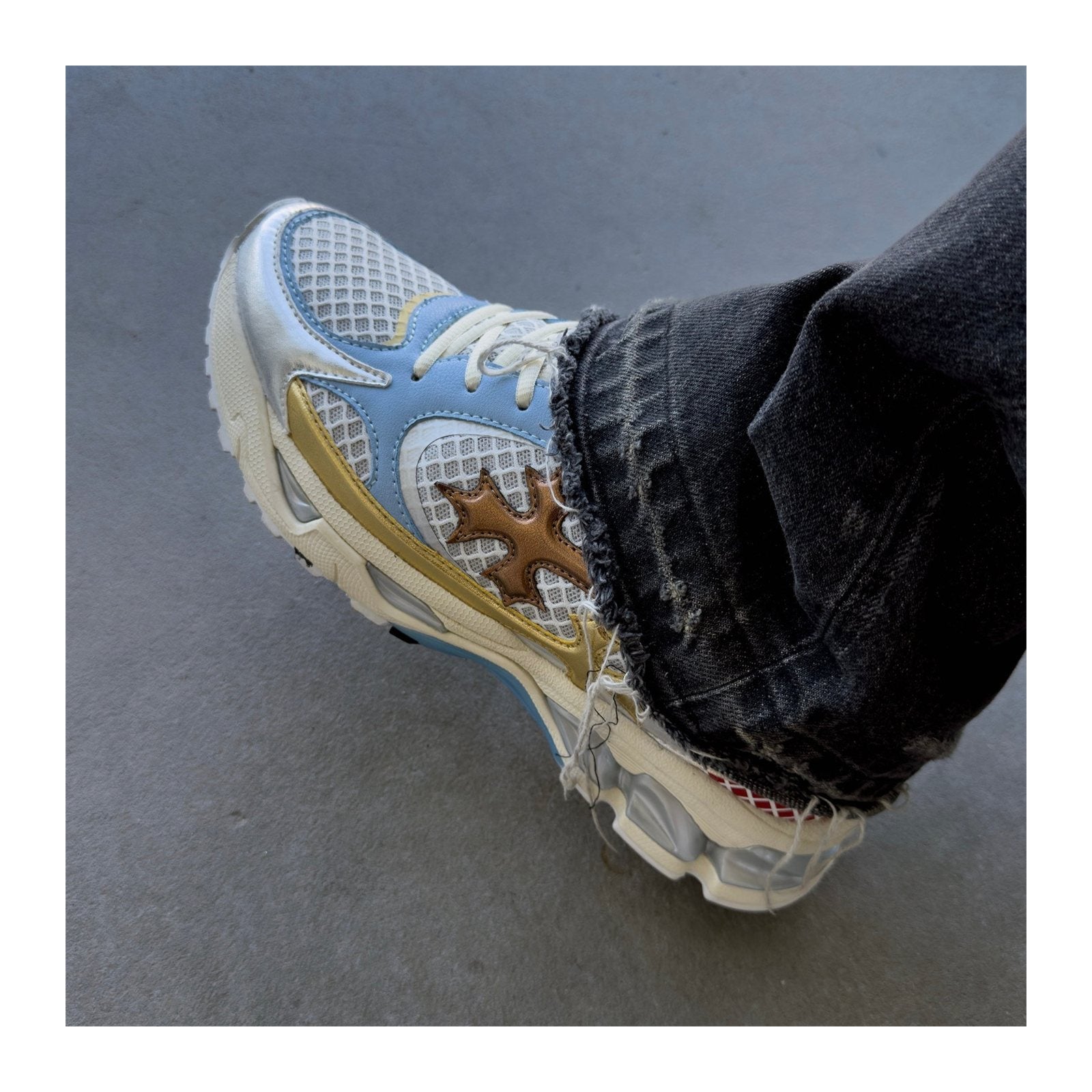 Bravest Studios Kross Kountry Runner — Gold Medal