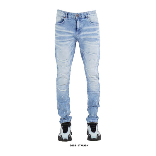 Focus 2418 Slim Taper Jean — Light Wash